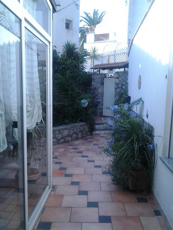 אנה קאפרי B&B Angelide מראה חיצוני תמונה